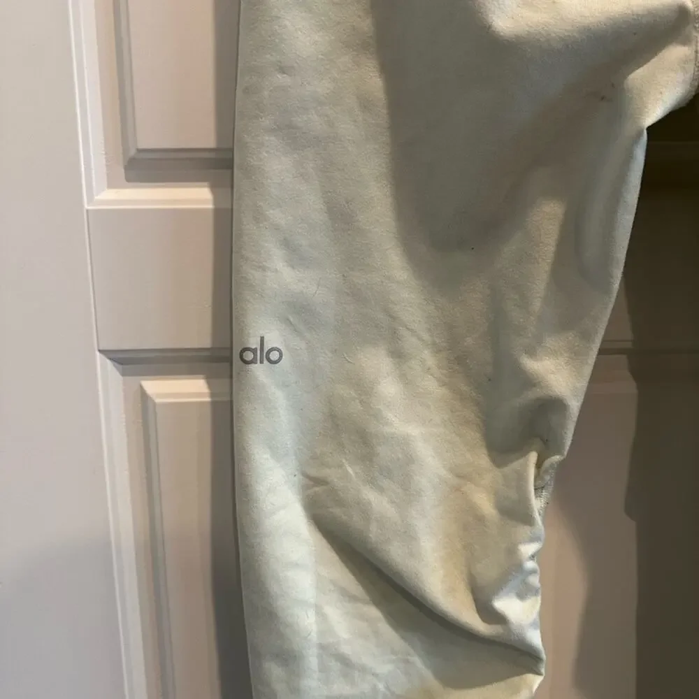 ALO Yoga Idol Ruched Leg Leggings